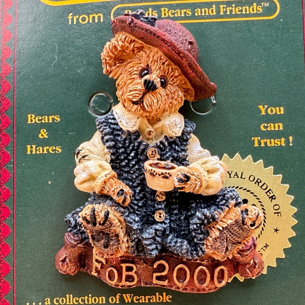 Boyds Bears Bearwear FOB 2000 Teddy Bear Tea Pin Brooch Original Card Vintage